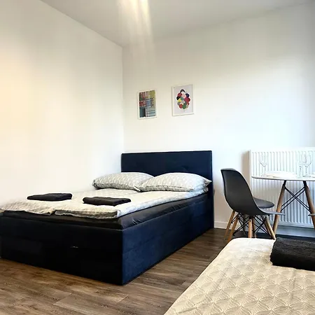 Przyjazni 16 24 - Self Check-in 20h - Lift 弗罗茨瓦夫